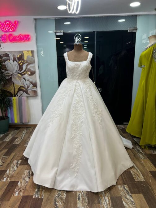 Ballroom Wedding Gowns~~Hire - Image 7